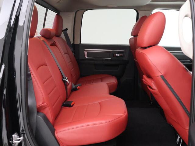 Dodge 1500 Ram 5.7 V8 357 PK 4X4 CREW CAB *3.934 KM!* + LEDER | SCHUIFDAK | CAMERA | TREKHAAK 3500 KG