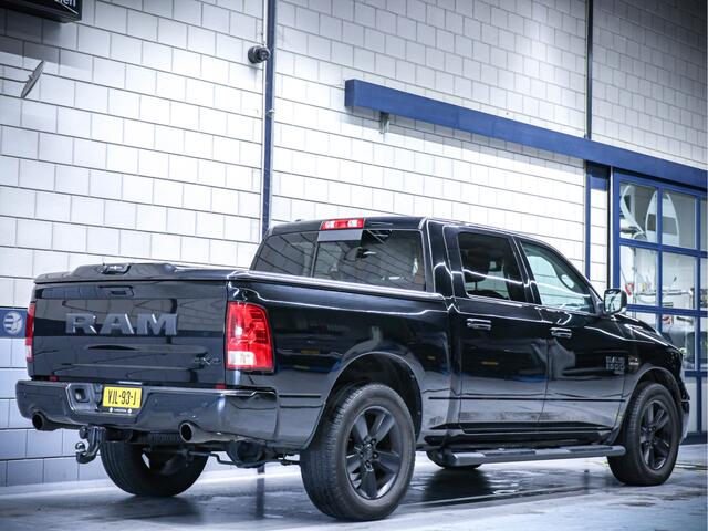 Dodge 1500 Ram SLT Classic | Nieuw geleverd en onderhouden | 5.7L V8 4x4 Crew Cab