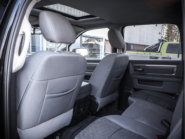 Dodge 1500 Ram SLT Classic | Nieuw geleverd en onderhouden | 5.7L V8 4x4 Crew Cab