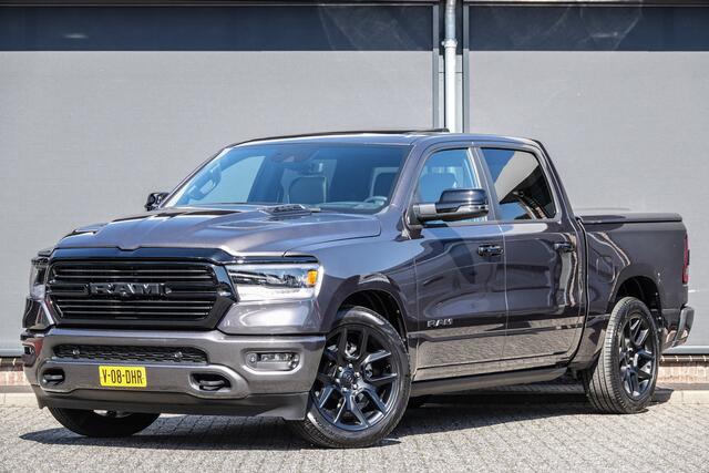 Dodge 1500 Ram 5.7 HEMI V8 401Pk 4x4 Crew Cab | Laramie | Night Pakket | Luchtvering | 360° Camera | Head-Up Display | Panoramadak | 22''