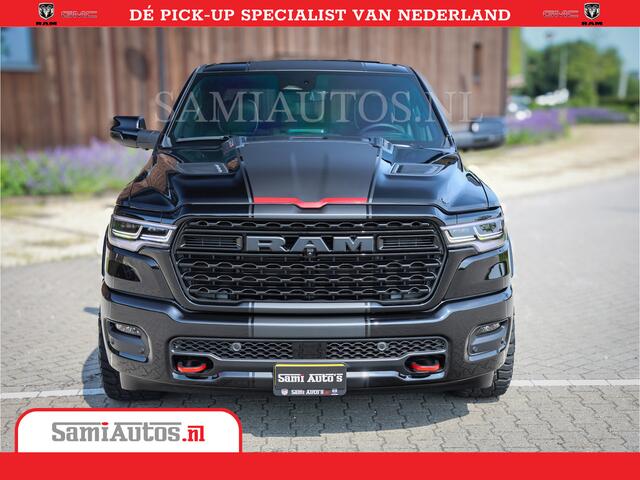 Dodge 1500 Ram Limited Night High Output 540HP 706Nm | Massage + Full Option | De Meest Luxe en Volle Pick-Up in zijn Klasse | Comfortabele Dubbele Cabine met Royale 5 Zitplaatsen | BPM vrij | Nu Leverbaar uit Voorraad | Voorraad Nr 2331 - 5133