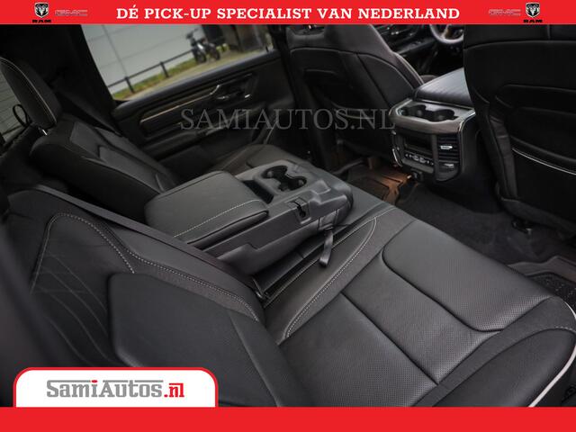 Dodge 1500 Ram Limited Night High Output 540HP 706Nm | Massage + Full Option | De Meest Luxe en Volle Pick-Up in zijn Klasse | Comfortabele Dubbele Cabine met Royale 5 Zitplaatsen | BPM vrij | Nu Leverbaar uit Voorraad | Voorraad Nr 2327 - 5407