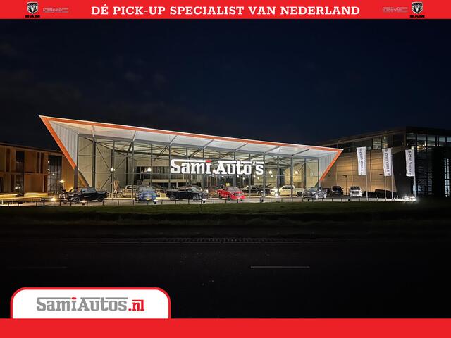 Dodge 1500 Ram Laramie Night 5,7 V8 402PK | Krachtige Hemi | Zeer Rijk Uitgevoerd | Comfortabele Dubbele Cabine met Royale 5 Zitplaatsen | BPM vrij | Nu Leverbaar uit Voorraad | Voorraad Nr 2371 - 2297