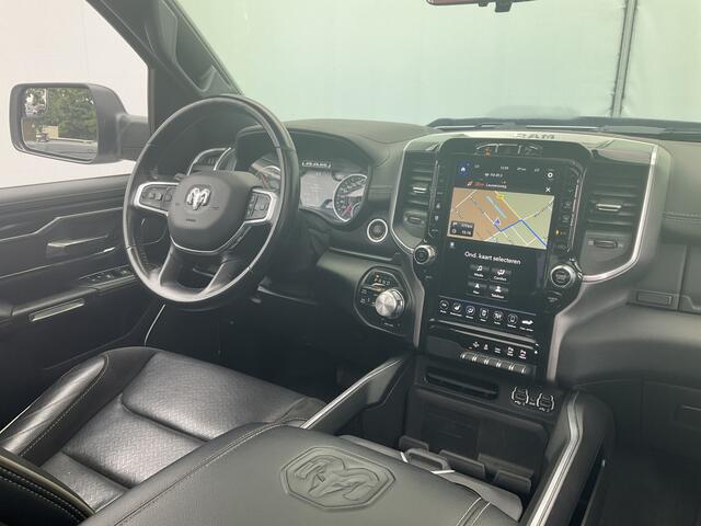 Dodge 1500 Ram 5.7 V8 4x4 Crew Cab Laramie Pano Trekhaak Leder Harman/Kardon Limited Night-Package!
