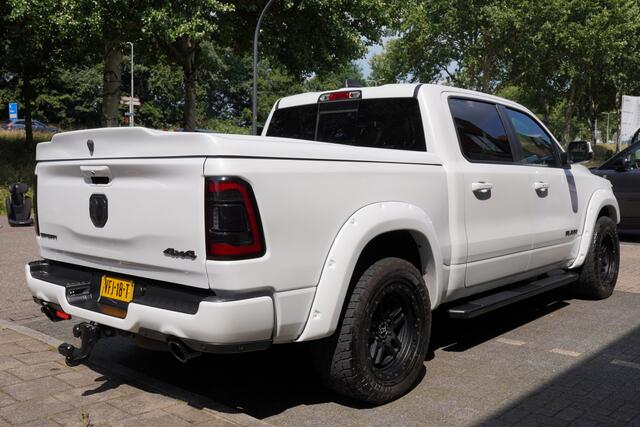 Dodge 1500 Ram 5.7 V8 4x4 Crew Cab Sport / 20k Accessoires / Pano / Harman Kardon / Led / Camera / ACC /
