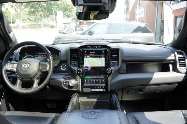 Dodge 1500 Ram 5.7 V8 4x4 Crew Cab Sport / 20k Accessoires / Pano / Harman Kardon / Led / Camera / ACC /