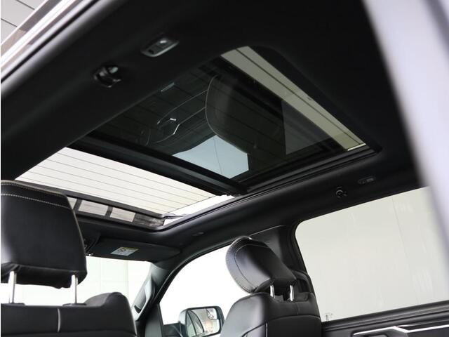 Dodge 1500 Ram 5.7 V8 4x4 Crew Cab Laramie | Luchtvering | Pano-Dak | Harman/Kardon |