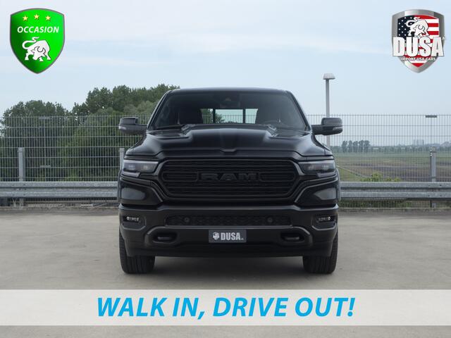 Dodge 1500 Ram | | Limited 5.7 V8 HEMI E-torque | DEMO | Panoramadak | Luchtvering | RAMBOX | Digital Dash Getoonde accessoires zijn verkrijgbaar tegen meerprijs