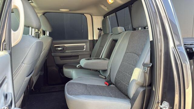 Dodge 1500 Ram 5.7 V8 4x4 Crew Cab Big Horn 1e Eigenaar LPG