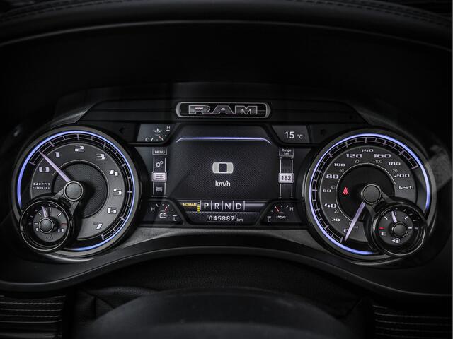 Dodge 1500 Ram Limited 5.7L Hemi V8 1e Eigenaar Black Appearance Pack