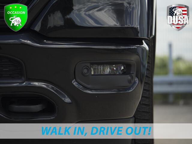 Dodge 1500 Ram | Limited | 5.7 V8 | 4x4 | Crew Cab Night Edition | HEMI | Panorama | Full Nieuw binnen!