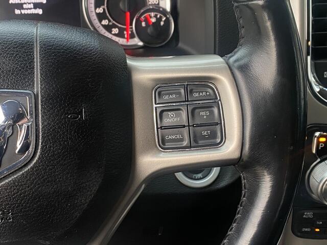 Dodge 1500 Ram 5.7 V8 4x4 Crew Cab 5'7 Laramie LUCHTVERING BENZINE 1ste EIG. NAVI BTW 20" 45DKM!