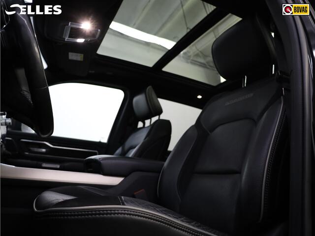 Dodge 1500 Ram 5.7 V8 4x4 Crew Cab Laramie | Night Package | Cut Out | LPG Onderbouw