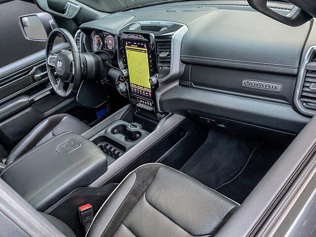 Dodge 1500 Ram 5.7 V8 402PK 4x4 Crew Cab Laramie | PANORAMADAK | LUCHTVERING | LPG | STOELVERWARMING | STOELVENTILATIE |