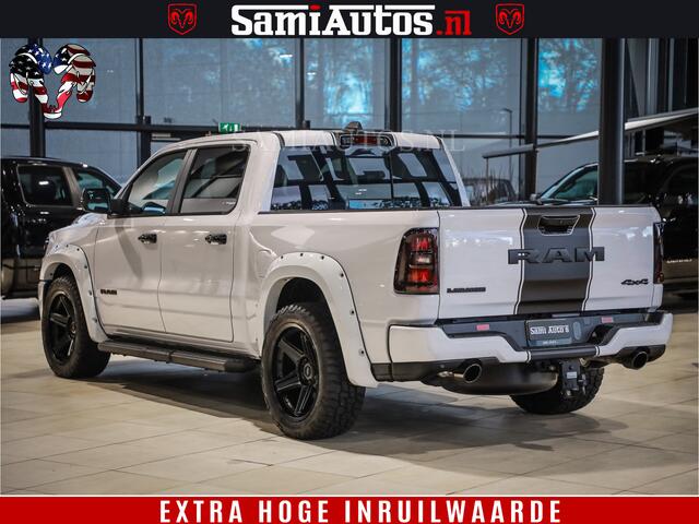 Dodge 1500 RAM GEEN MEERPRIJS | ALL IN | HELLCAT WHEELS | WIDE BODY | Laramie Night | 420Pk 636 Nn | Extra Groot Scherm + Passagiers Scherm | Comfortabele Dubbele Cabine met Royale 5 Zitplaatsen | Nu Leverbaar uit Voorraad | Voorraad Nr 2223 - 5047