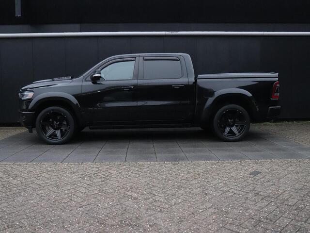 Dodge 1500 Ram 5.7 V8 4x4 Crew Cab Limited | LPG | 12 INCH NAVI | H&K | PANO-DAK | LEDER | STOELVERK. | CRUISE | TREKHAAK | STOEL/STUURVERW. |