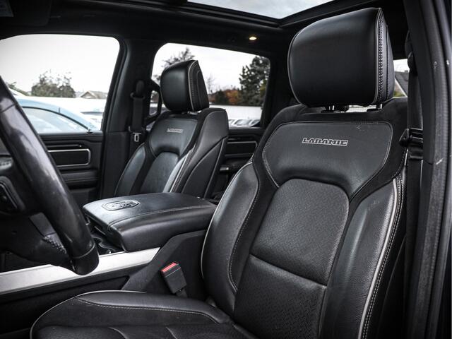 Dodge 1500 Ram 5.7L HEMI V8 | 4x4 Crew Cab Laramie Full Option