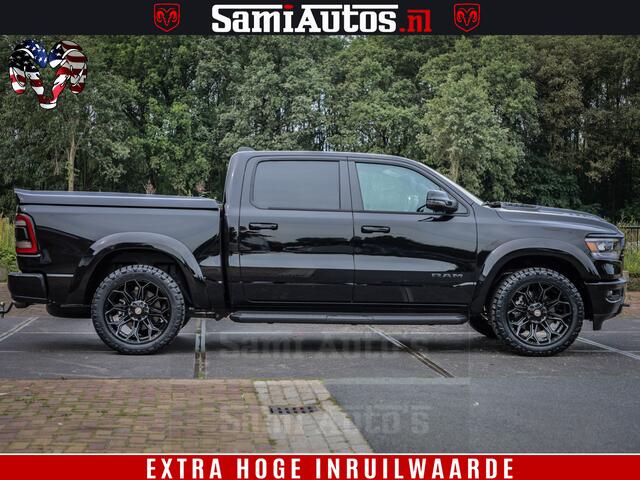 Dodge 1500 Ram Laramie Sport | HEMI 5.7 V8 4x4 | LPG | Grootscherm 12" | LARAMIE PERFORMANCE | ZWART | CREWCAB 5'7 | GRIJSKENTEKEN | DUBBELE CABINE | 5 Persoons | VOORRAAD NR 2528-641276