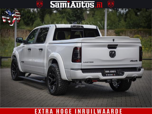 Dodge 1500 Ram Limited Night | 5.7 V8 Hemi Full Option | Comfortabele Dubbele Cabine met Royale 5 Zitplaatsen | De Meest Luxe en Volle Pick-Up in zijn Klasse | BPM vrij | Nu Leverbaar uit Voorraad | Voorraad Nr v45lpr