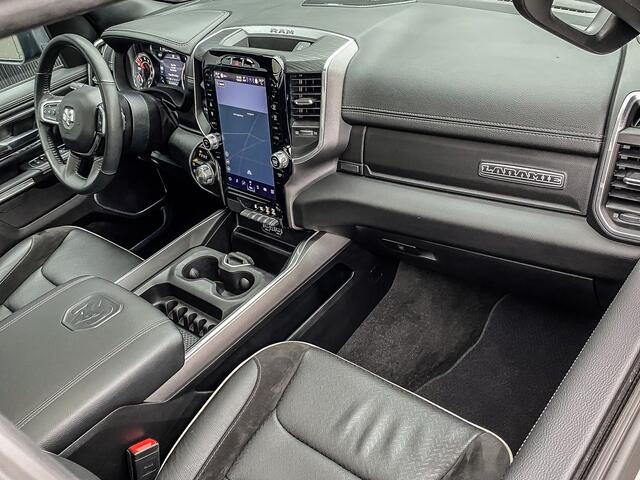 Dodge 1500 Ram 5.7 V8 402PK 4x4 Crew Cab Laramie | PANORAMADAK | BIG SCREEN | STOELVENTILATIE | STUURVERWARMING |