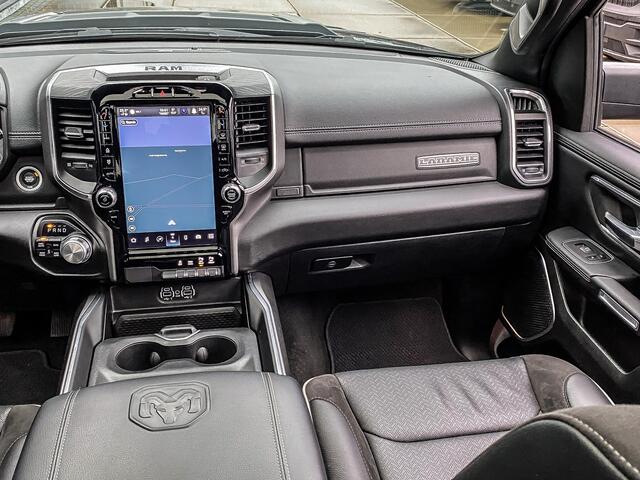 Dodge 1500 Ram 5.7 V8 402PK 4x4 Crew Cab Laramie | PANORAMADAK | BIG SCREEN | STOELVENTILATIE | STUURVERWARMING |