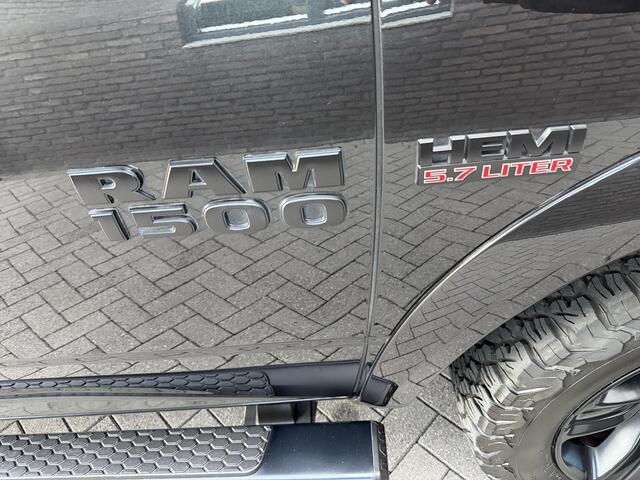 Dodge 1500 Ram 5.7 V8 Quad Cab 6'4