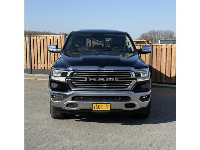 Dodge 1500 RAM 5.7 V8 HEMI 4X4 6 PERSOONS! PANO LPG G3