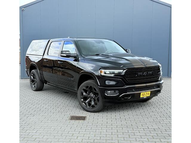 Dodge 1500 RAM 5.7 HEMI V8 4x4 NIGHT/BLACK EDITION! LIMITED PANO LUCHTV
