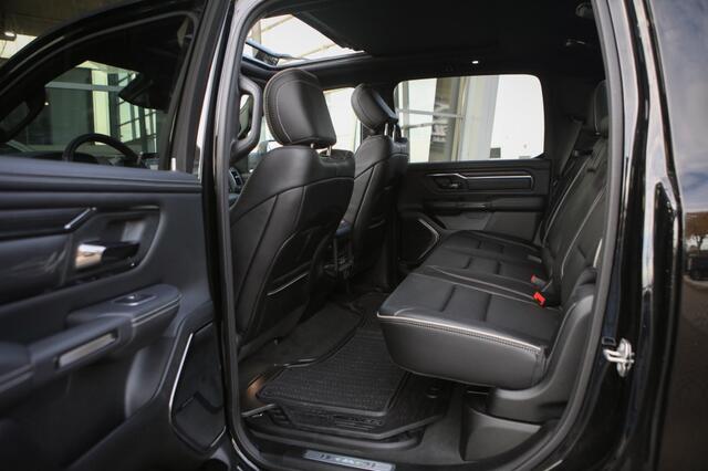 Dodge 1500 Ram 5.7 V8 4x4 CC Limited | Pano | Verkoeling/verwarming |