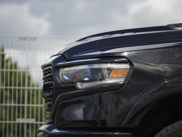 Dodge 1500 RAM | | Limited | 5.7 V8 | 4x4 | Crew Cab | Night Edition | HEMI | Panorama | Deksel | Full Nieuw binnen!