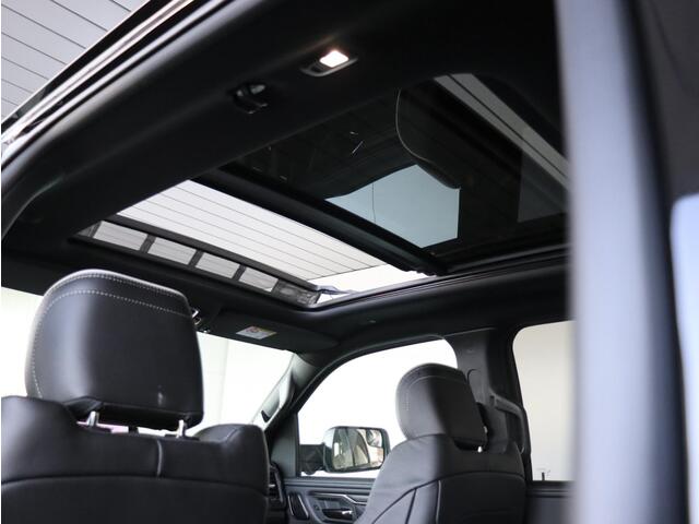 Dodge 1500 Ram 540 PK HO Crew Cab Limited Night | 540 PK | Pano Dak | Luchtvering |