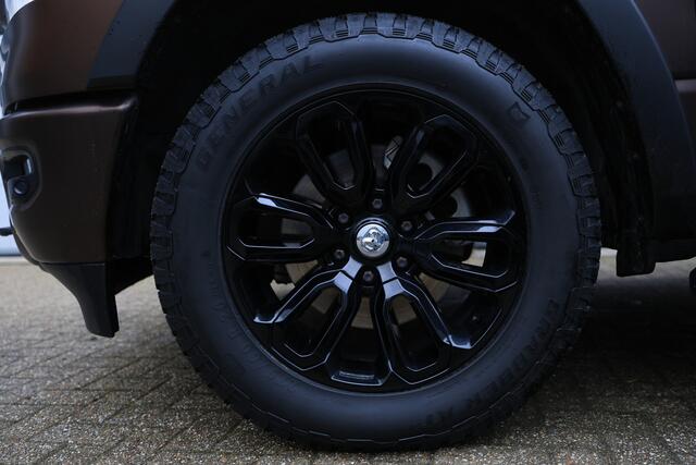 Dodge 1500 Ram 5.7 V8 4x4 Crew Cab Laramie LED THAAK CARPLAY DIAMONDBACK '22