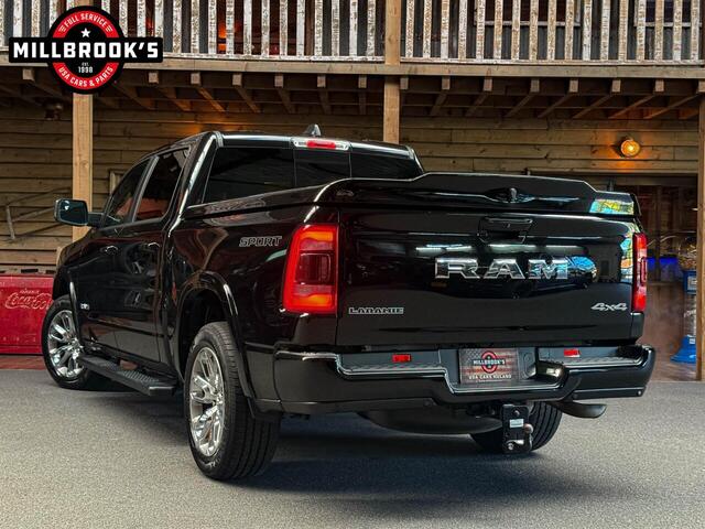 Dodge 1500 Ram Laramie Sport Pentastar, origineel Nederlands, 1e eigenaar, Panorama, Apple Carplay