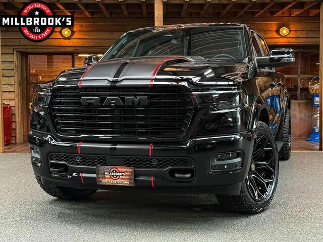 Dodge 1500 Ram Laramie Sport Hurricane ALL-IN, Widebody, Black Edition, LPG, Bakflip, Panoramadak, Adaptieve cruise control
