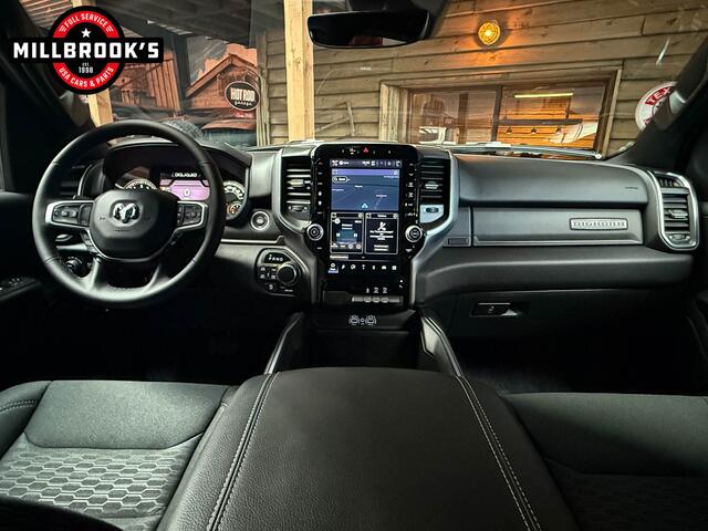 Dodge 1500 Ram Big Horn BPM VRIJ, 2025 Model! Adaptieve cruise control, 12'' scherm