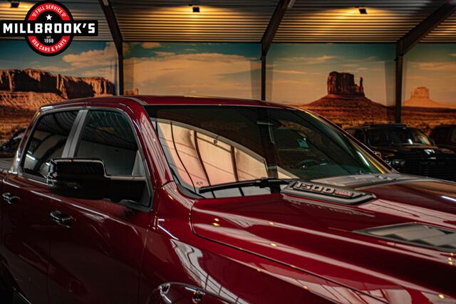 Dodge 1500 Ram limited H/O 540PK Widebody, Luchtvering, Massage Stoelen, 360, Head-up, H/K, Pasanger display
