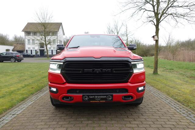 Dodge 1500 Ram 5.7 V8 4x4 Crew Cab Laramie | Harman Kardon | Luchtvering | 360° Camera | Panoramadak | Head Up | Adaptive Cruise |