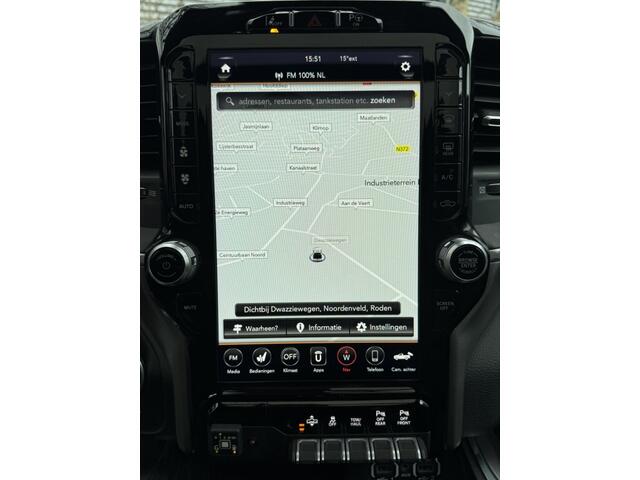 Dodge 1500 Ram 4X4 LARAMIE NIGHT EDITION 5.7 V8 4x4 LPG