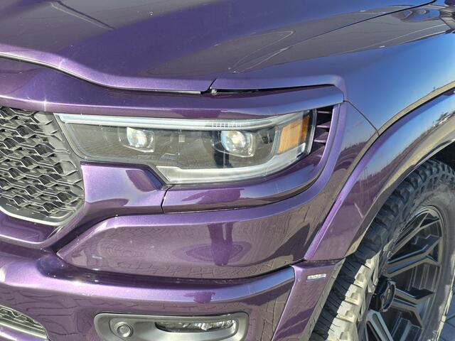 Dodge 1500 Ram TRX CLONE NIGHT EDITION 4X4 CREW CAB 5.7 LTR V8 AUT. DAYTONA VIOLET MET!!!