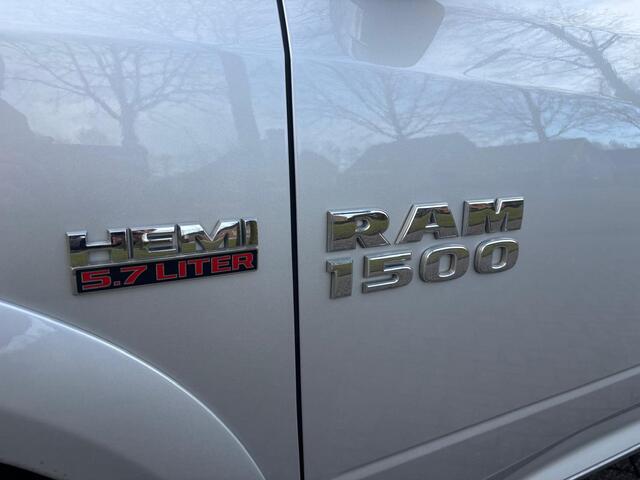 Dodge 1500 Ram 5.7 V8 Quad Cab 6'4 Laramie LAGE BIJTELLING!