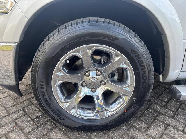 Dodge 1500 Ram 5.7 V8 Quad Cab 6'4 Laramie LAGE BIJTELLING!