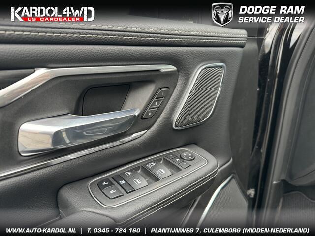 Dodge 1500 Ram Laramie Night Edition Modeljaar "24 | BOMVOL!| Panoramadak elect. | Luchtvering | Virtual cockpit | Adaptive cruise | *vaste treeplanken| Geheel rijklaar incl. LPG &Trekhaak| | Nieuwe Auto incl. LPG | Geheel rijklaarprijs |