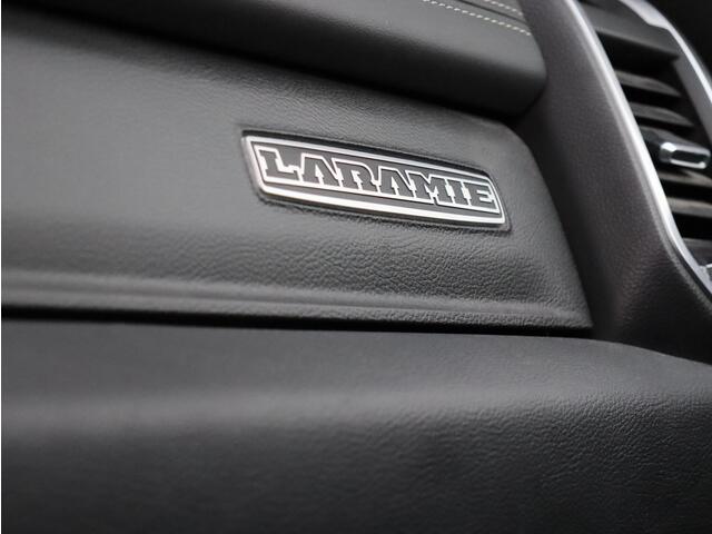 Dodge 1500 Ram 5.7 V8 4x4 Crew Cab Laramie | LPG | Pano-dak | Navi |