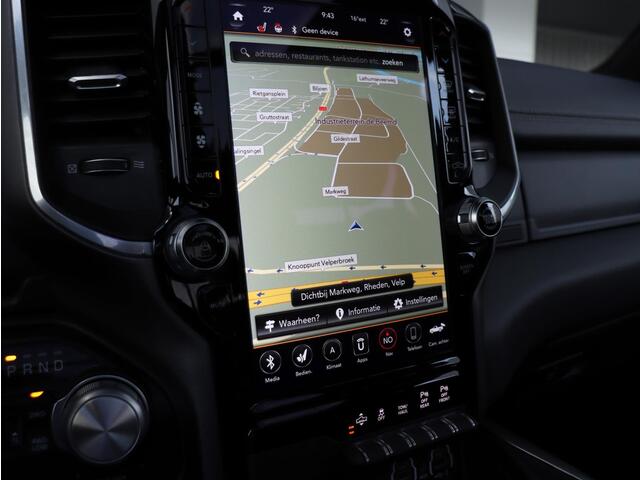 Dodge 1500 Ram 5.7 V8 4x4 Crew Cab Laramie Night | Luchtvering | Elektrische side steps |