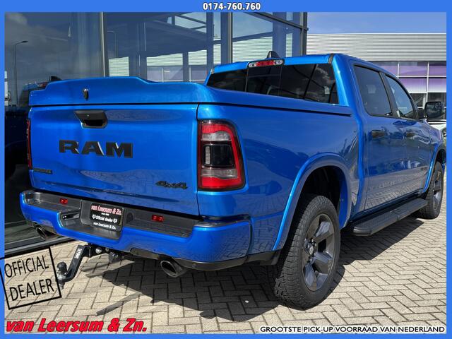 Dodge 1500 Ram V8 Built to Serve | Hydro Blue | Achteruitrijcamera
