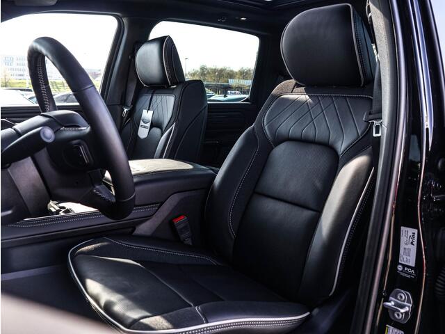 Dodge 1500 Ram 540 PK HO Crew Cab Limited Night | Luchtvering | Pano-dak | Apple Carplay/Android Auto | Harman/Kardon