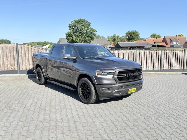 Dodge 1500 RAM 5.7 HEMI V8 4x4 CC SPORT PANO 22'' MARGE!
