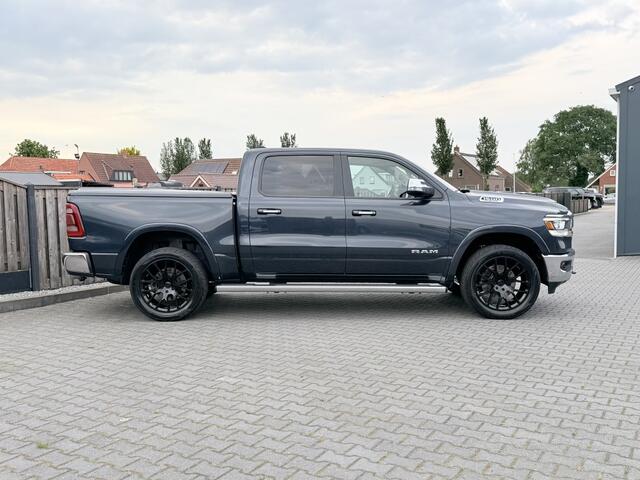 Dodge 1500 RAM 5.7 HEMI V8 4x4 CC LARAMIE 22"