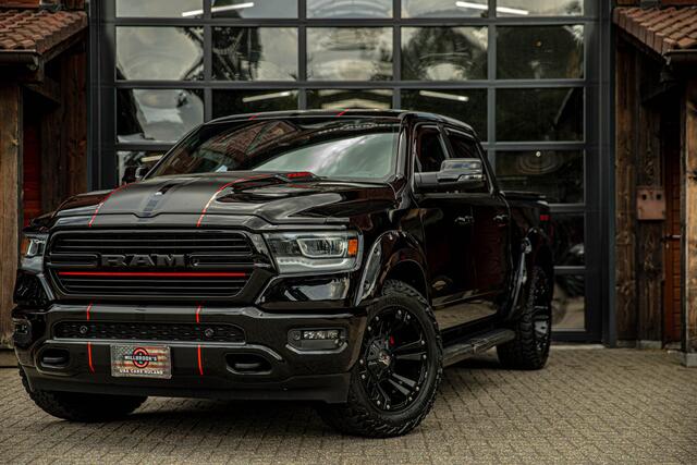Dodge 1500 Ram 5.7 V8 4x4 Crew Cab Laramie sport | Pano | Stoelverwarming | XD velgen |