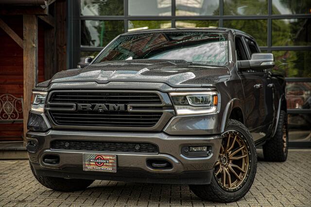 Dodge 1500 Ram 5.7 V8 4x4 Crew Cab 5'7 Laramie Level 2 | luchtvering | panoramadak |